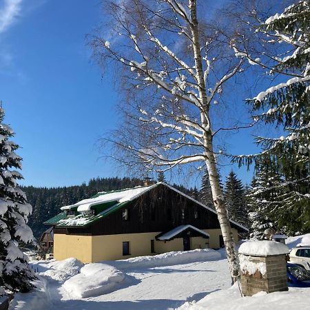 Penzion Petra, Harrachov Aparthotel Buitenkant foto
