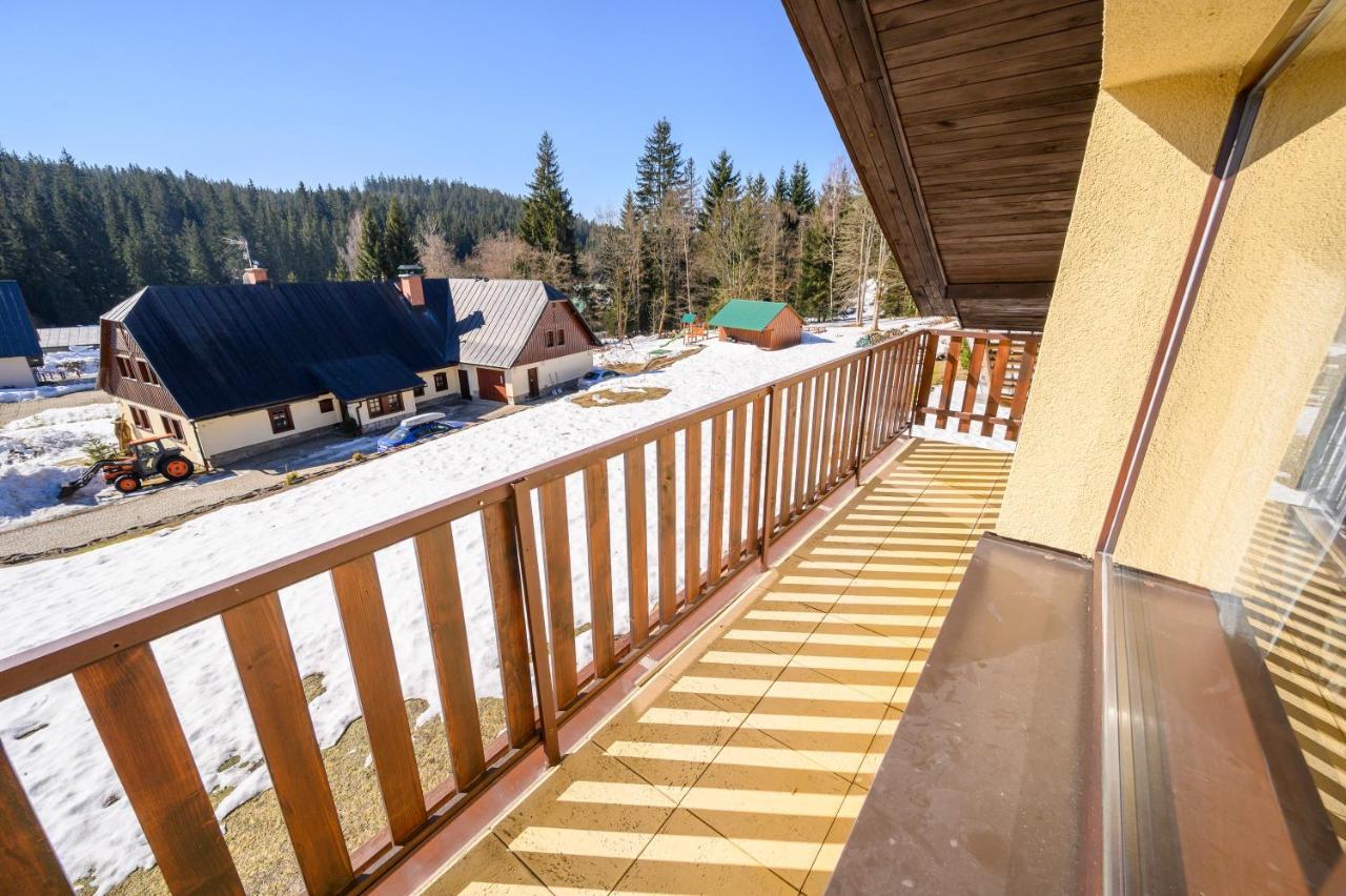 Penzion Petra, Harrachov Aparthotel Buitenkant foto